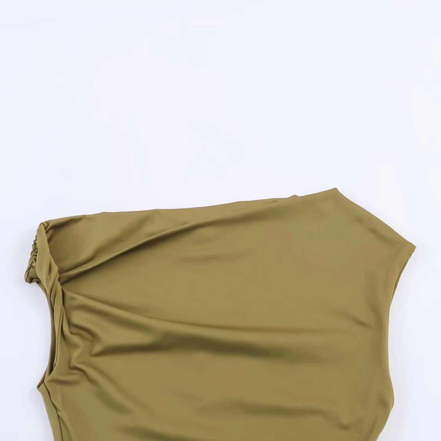 Robe Drapée Asymétrique